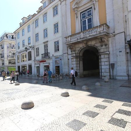 Penthouse At Downtown With Sun Deck & Amazing Views Apartment Lisbon Bagian luar foto