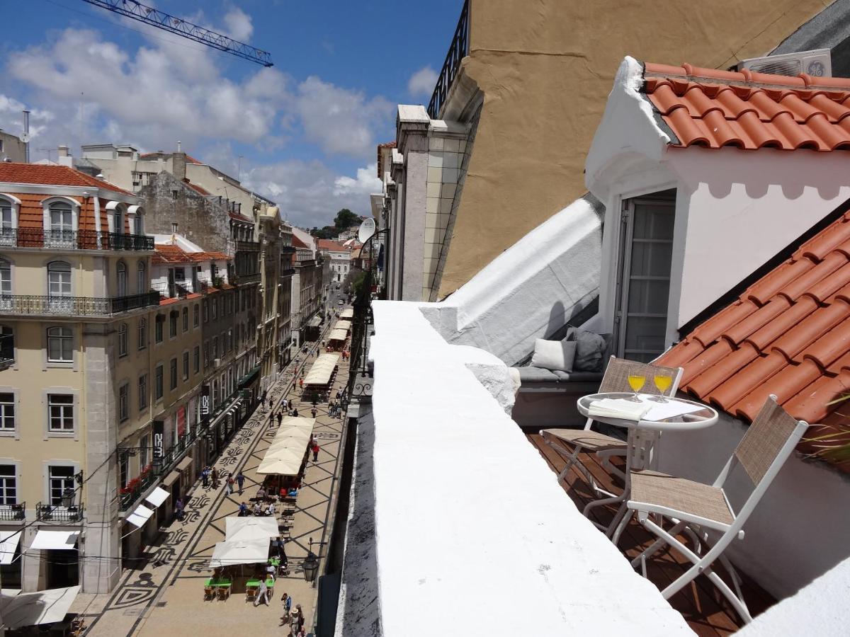 Penthouse At Downtown With Sun Deck & Amazing Views Apartment Lisbon Bagian luar foto