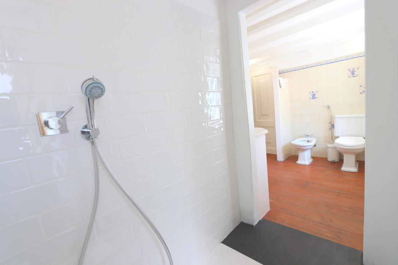 Penthouse At Downtown With Sun Deck & Amazing Views Apartment Lisbon Bagian luar foto