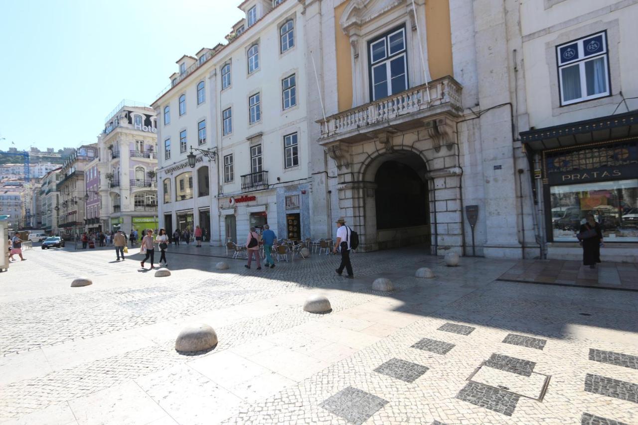 Penthouse At Downtown With Sun Deck & Amazing Views Apartment Lisbon Bagian luar foto